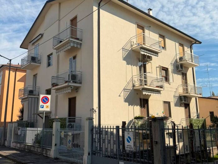 Appartamento trilocale in vendita in Via Velino, Santa Lucia Golosine, Verona