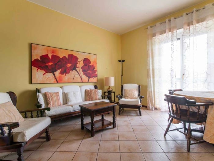 Appartamento trilocale in vendita in Via della Pace, Centro, Lainate