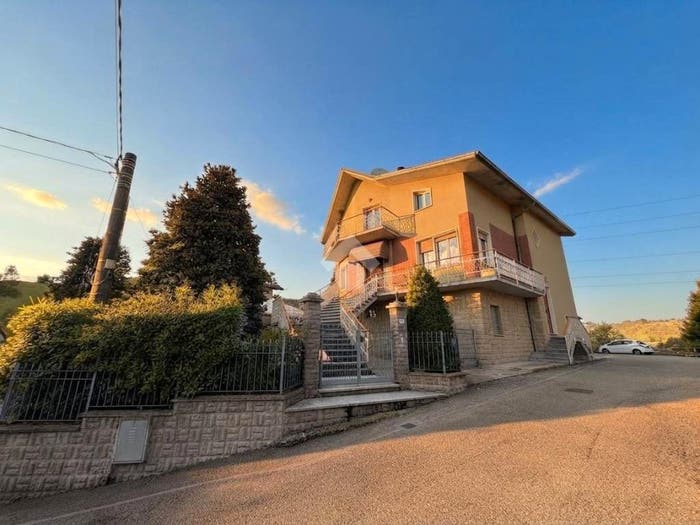 Casa con 6 locali in vendita in Str Lodrignano, Sella Di Lodrignano, Neviano degli Arduini