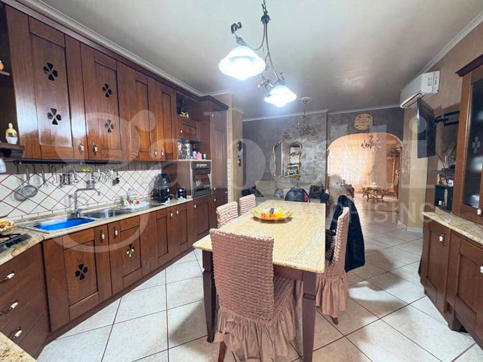Appartamento quadrilocale in vendita in Via Michele Laberti, Orta di Atella