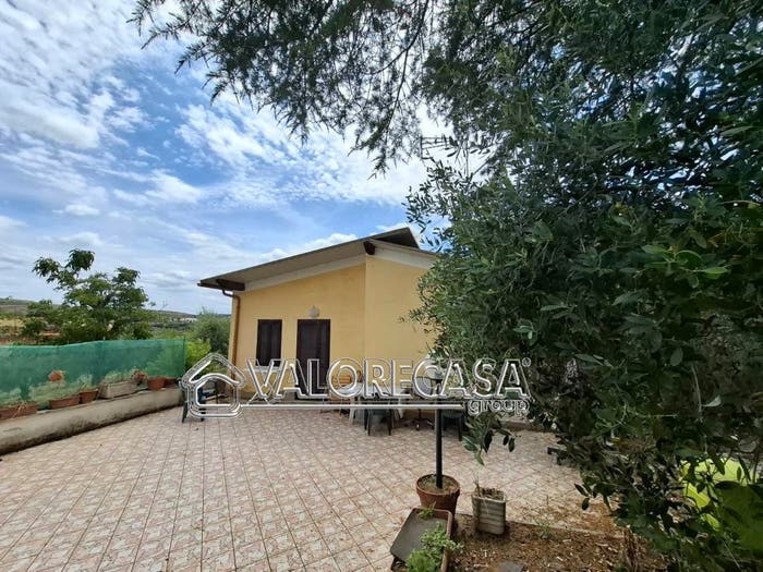 Casa bilocale in vendita in Via del Ponte di Pantano, Finocchio, Roma