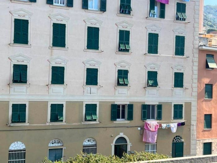 Appartamento trilocale in vendita in Via Roberto Sarfatti, Nervi, Genova