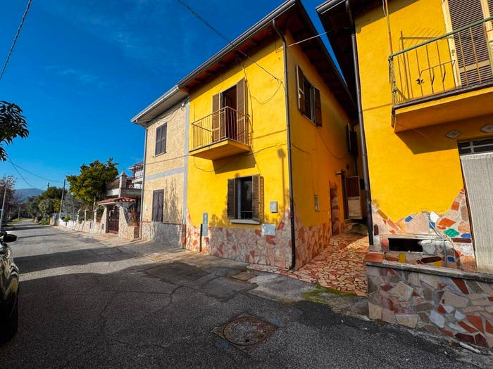 Casa trilocale in vendita in Via Montereo, Tecchiena, Alatri