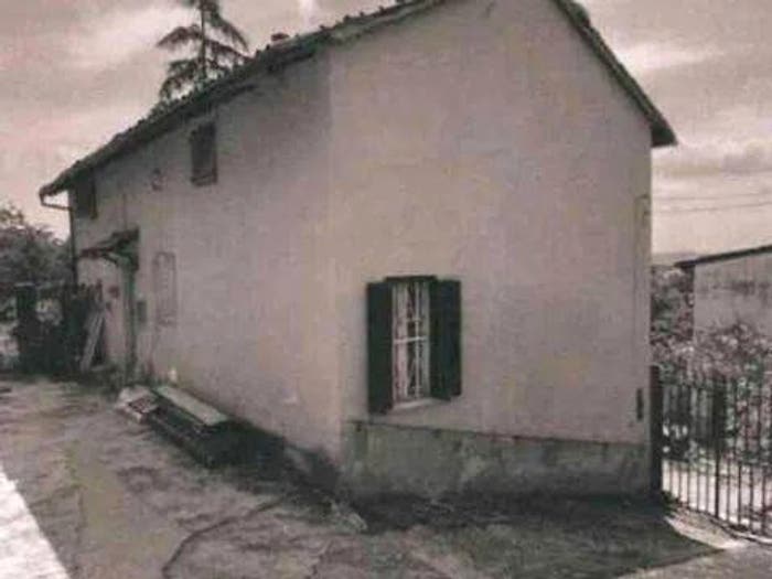 Casa con 6 locali in vendita in Via Merlo, Cella Monte