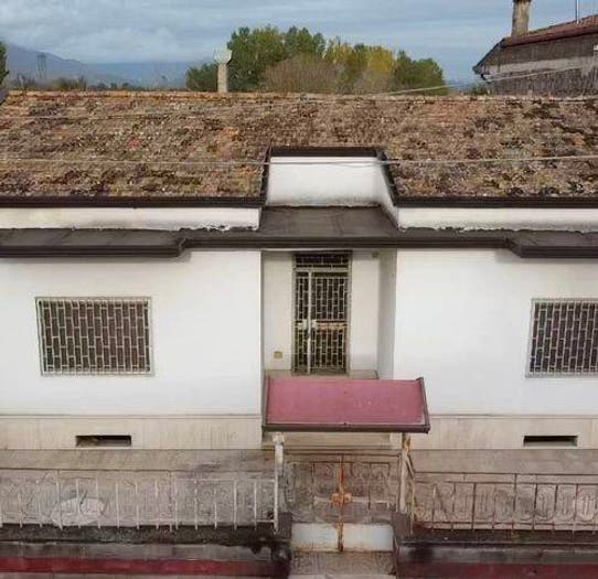 Casa con 6 locali in vendita in Via Volturno, Ruviano