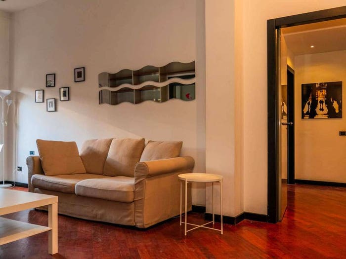 Appartamento trilocale in affitto in Corso Genova, Milano