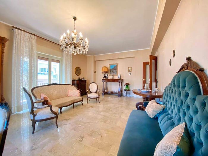 Appartamento con 5 locali in vendita in Viale Principe Umberto, Principe Umberto, Messina