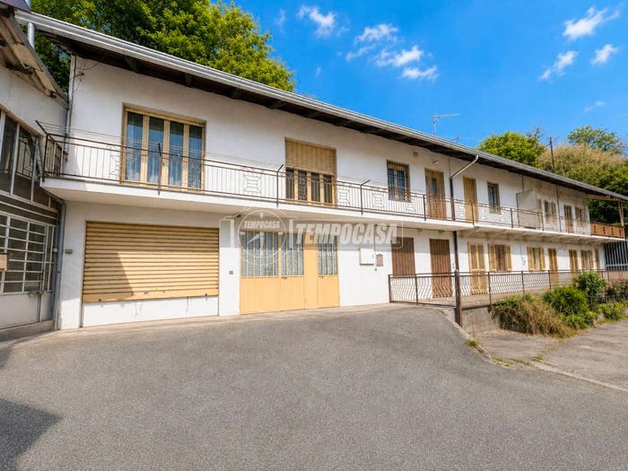 Casa quadrilocale in vendita in Località Piova, Cuorgnè
