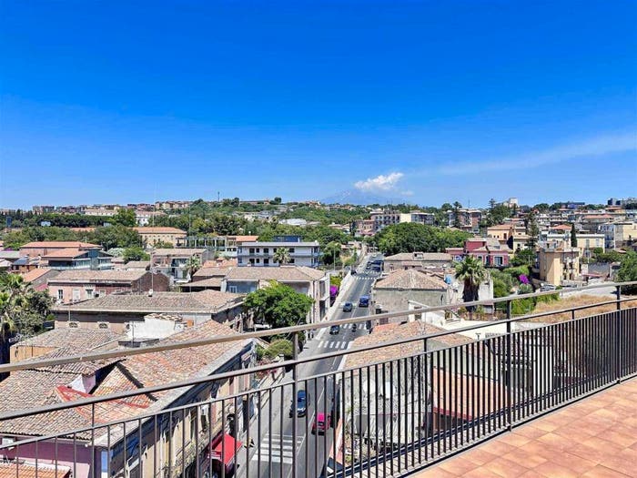 Appartamento quadrilocale in vendita in via vincenzo casagrandi, Cibali, Catania