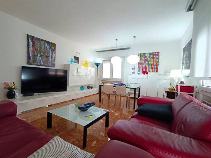 Appartamento quadrilocale in vendita in Viale San Marco, Mestre, Venezia
