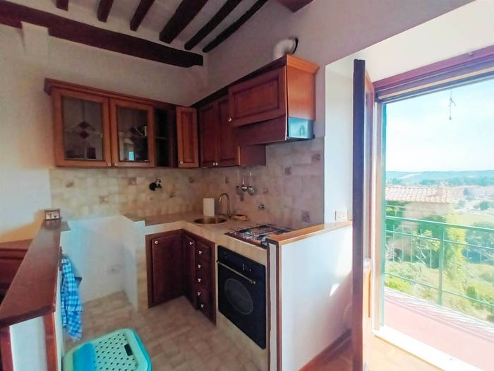 Appartamento quadrilocale in vendita in Via Ricasoli, Centro, Cetona