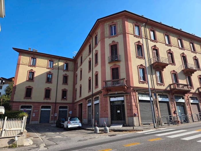 Appartamento trilocale in vendita in Via Bellinzona, Ponte Chiasso, Como