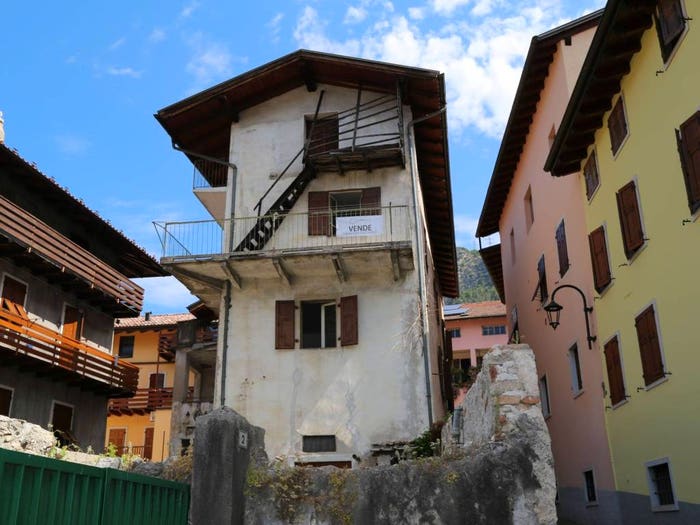 Case in Vendita e in Affitto - 2