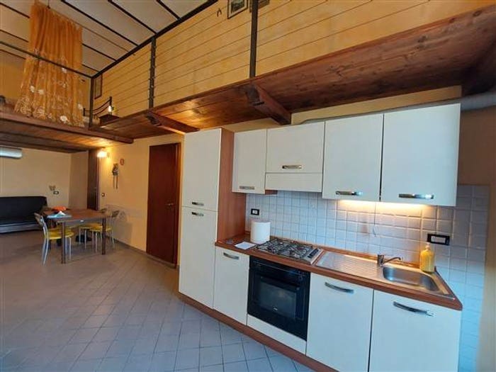 Appartamento bilocale in vendita in Via Vittorio Veneto, Centro, Capoliveri