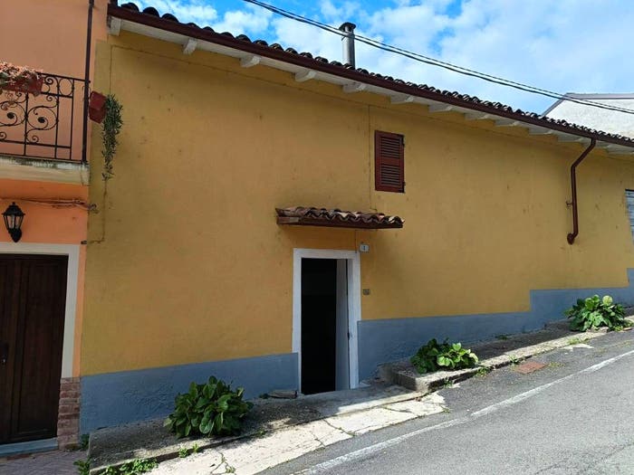 Casa quadrilocale in vendita in Via Fulvio Mazzucco, Treville