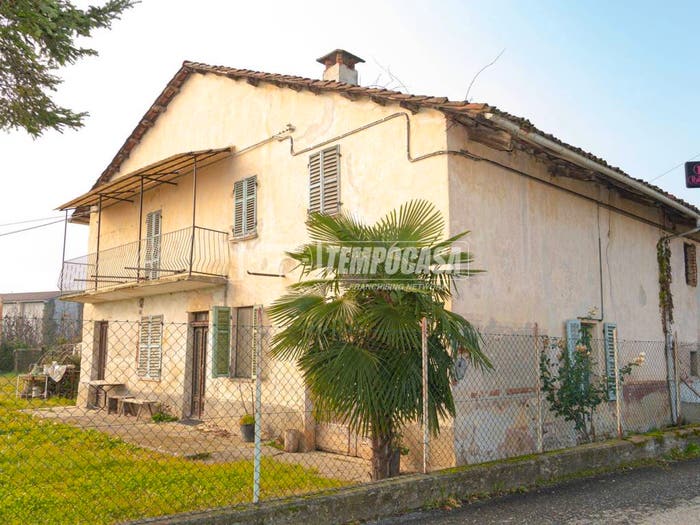 Casa con 5 locali in vendita in Frazione Loreto, Fossano