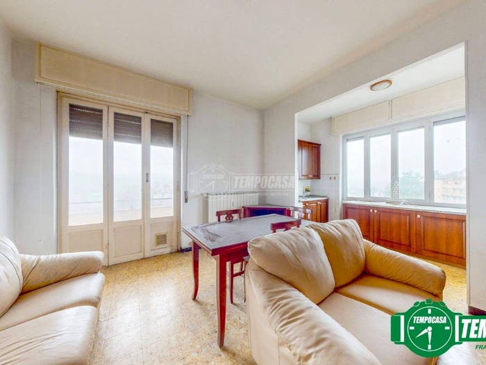 Appartamento quadrilocale in vendita in Corso Saracco, Centro, Ovada