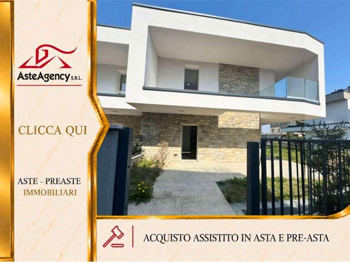 Casa con 6 locali in vendita in Via Martinella, Torre Boldone