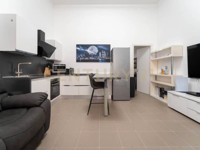 Appartamento bilocale in vendita in Via Policastro, Picanello, Catania