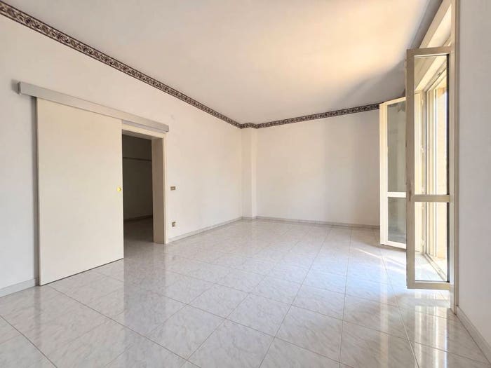 Appartamento con 5 locali in vendita in Via dei Colli, Via dei Colli Viale Verdi, Jesi