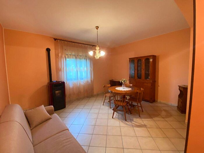 Appartamento trilocale in vendita in Via Torrecandele, Centro, Sant'Agata di Militello