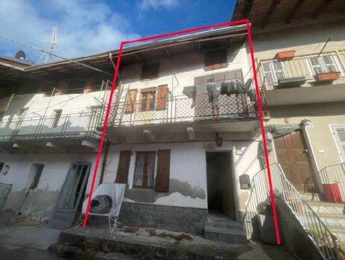 Casa trilocale in vendita in Frazione Boero, Strona