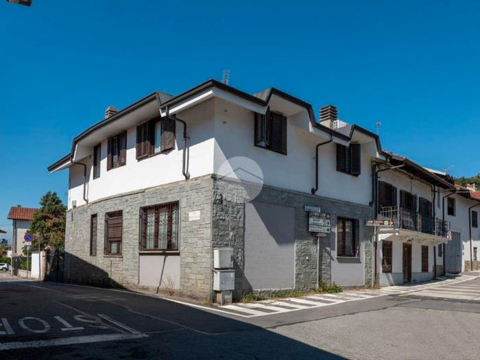 Casa con 5 locali in vendita in Via Marchile Cappella, Piossasco