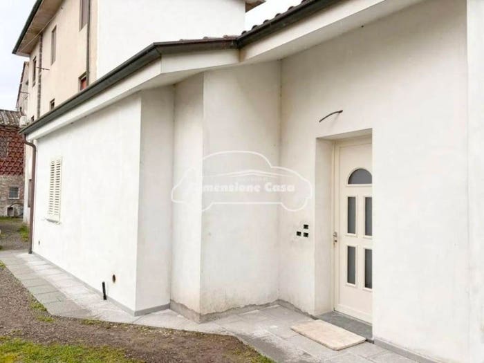 Appartamento trilocale in vendita in Via Nicola Barbantini, San Marco Acquacalda, Lucca