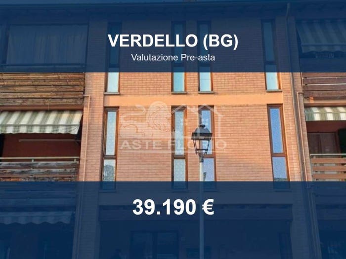 Appartamento quadrilocale in vendita in Via GaribaldiPiazza Chiodi, Verdello