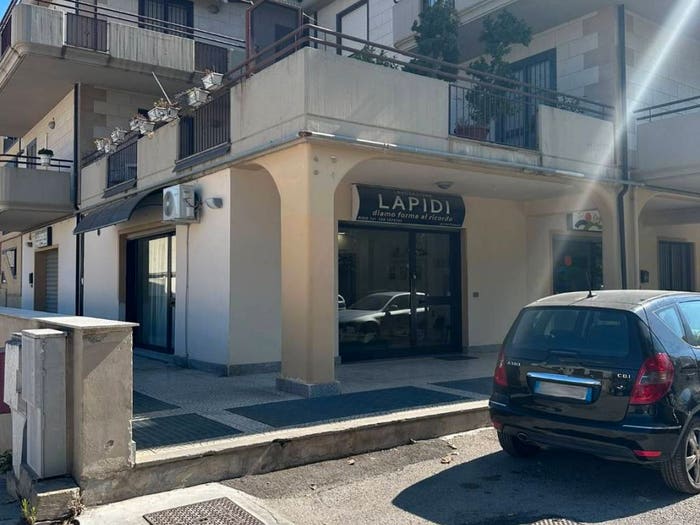 Appartamento trilocale in vendita in Viale Fortore, Villaggio Artigiani Via Manfredonia, Foggia
