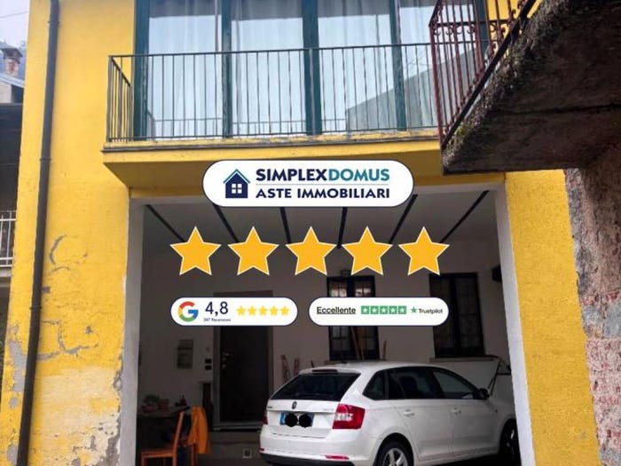 Appartamento con 5 locali in vendita in Via Monte Pasubio, Sangiano