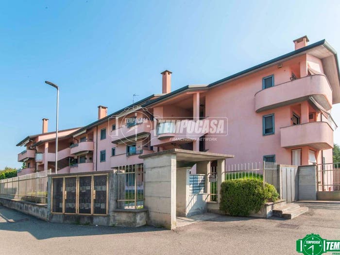 Appartamento trilocale in vendita in Via Monte Rosa, Centro, Cerro Maggiore