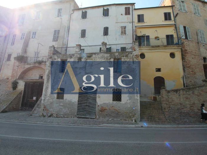Casa con 6 locali in vendita in VIA ORTI, Centro, Monteprandone