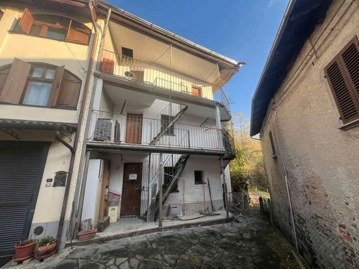 Casa quadrilocale in vendita in Via Maggio, Centro, Pray