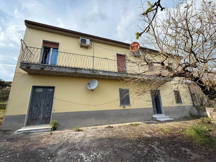 Casa con 5 locali in vendita in Contrada Pantano, San Vitale, Benevento