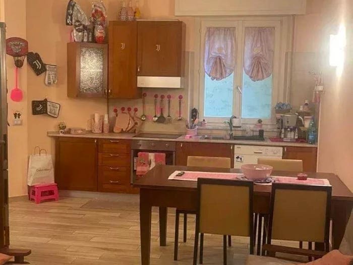 Appartamento trilocale in vendita in Viale Paolo Toschi, Centro Storico, Parma