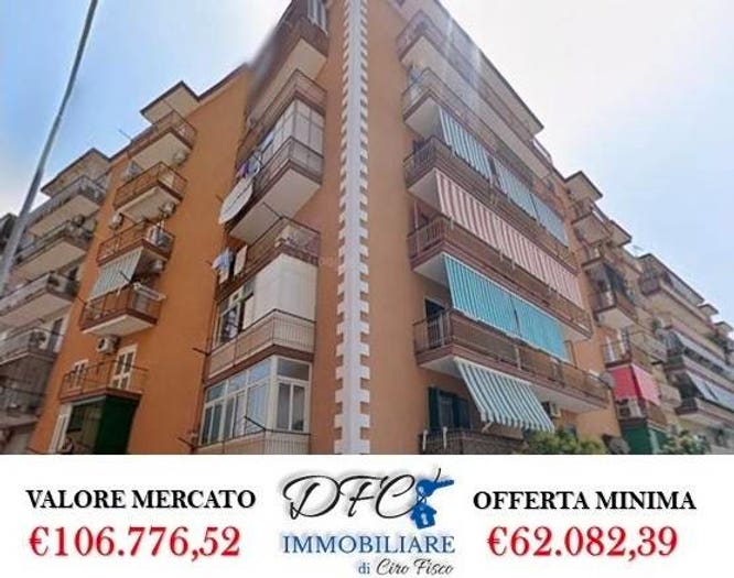 Appartamento trilocale in vendita in Via Enrico Toti, Arpino, Casoria