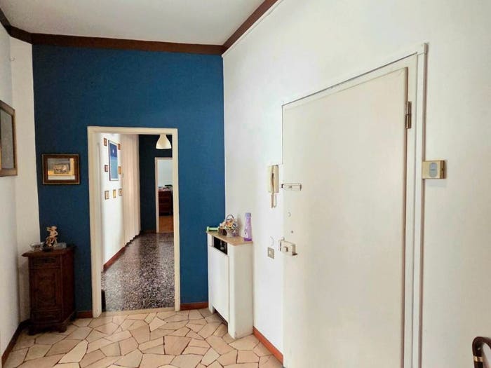 Appartamento trilocale in vendita in Via Luigi Gonzaga, Centro, Guastalla