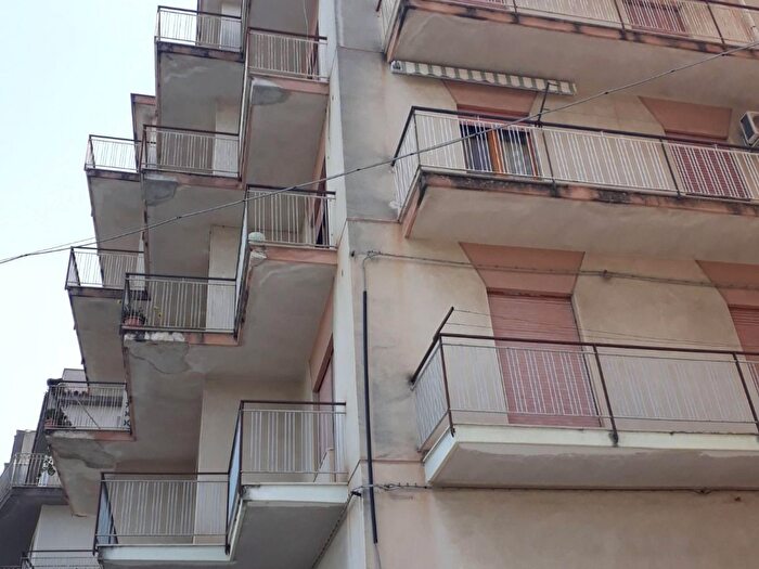 Appartamento con 5 locali in vendita in Via Torretta, Carini
