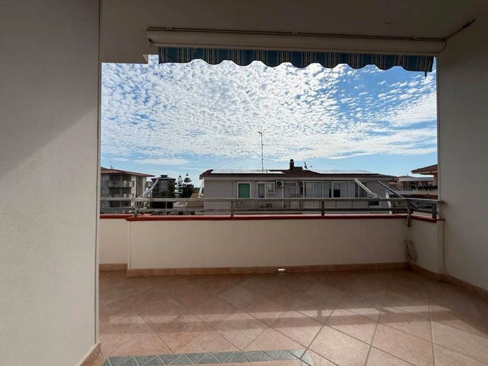 Appartamento trilocale in vendita in Via del Ginnasio Petelino, Tronca, Strongoli