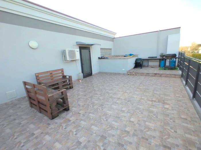 Appartamento con 5 locali in vendita in Via dell'Artigianato, Centro, Lusia