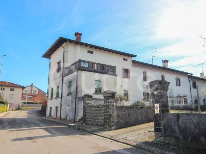 Casa con 6 locali in vendita in Via Giovanni XXIII, Centro, Cassacco