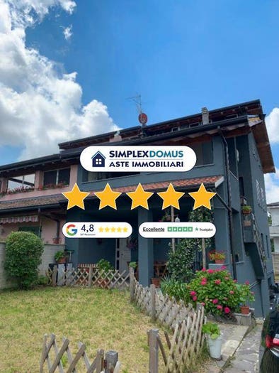 Appartamento con 5 locali in vendita in Via Ruggero Leoncavallo, Canegrate