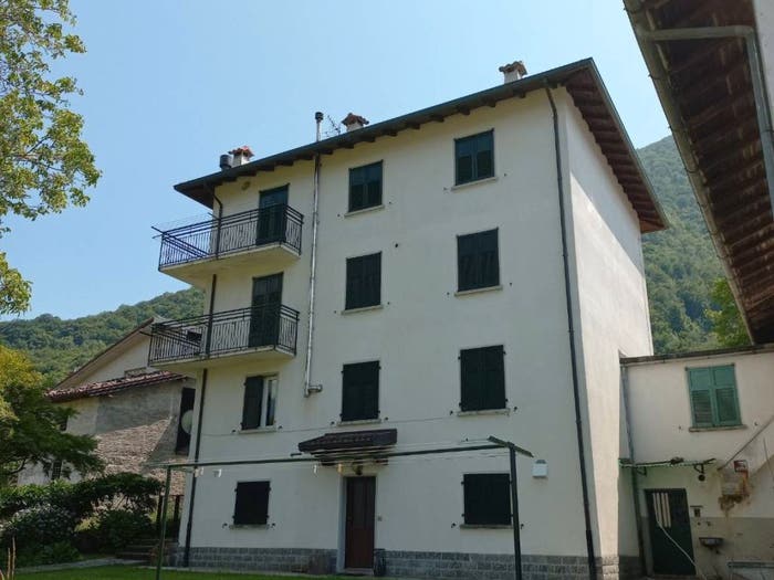 Appartamento trilocale in vendita in Via Casale Modei, Cremeno