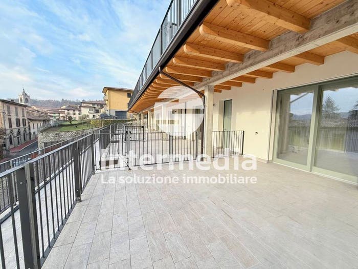Appartamento bilocale in vendita in Via Baldi, Centro, Adrara San Martino