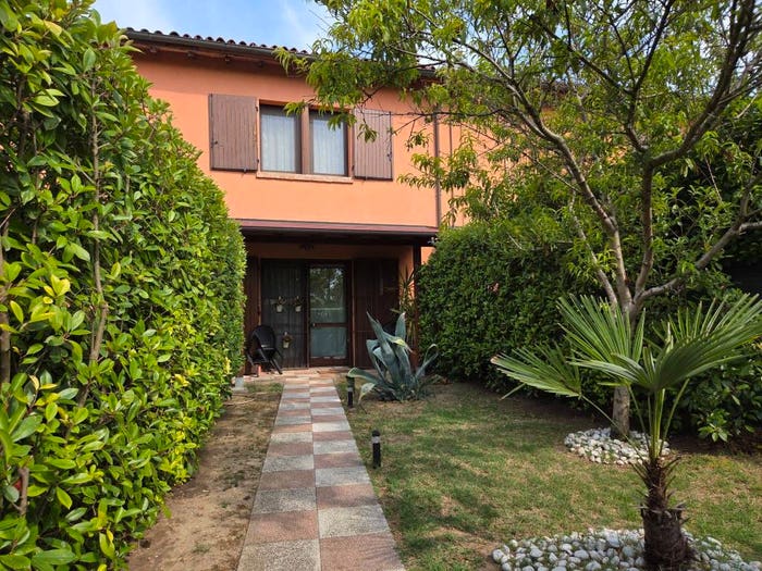 Casa con 6 locali in vendita in Via del Tiglio, Sasso Morelli Sesto Imolese, Imola