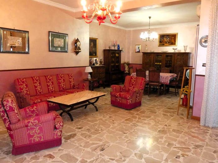 Appartamento con 5 locali in vendita in Via Madonna della Via, Centro, Gravina di Catania