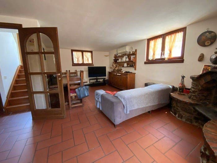 Appartamento con 5 locali in vendita in Caniparola, Fosdinovo