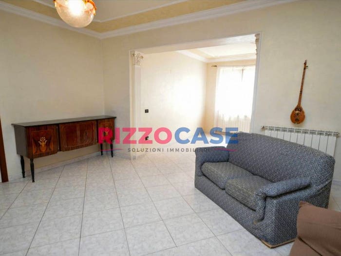 Appartamento con 5 locali in vendita in Via Kennedy, Mirto, Crosia