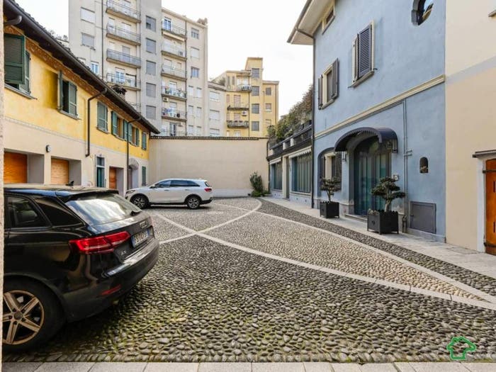 Appartamento quadrilocale in vendita in Corso Roma, Centro Storico, Lodi
